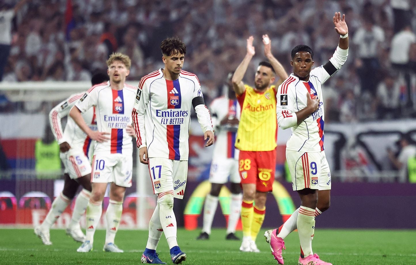 RC Lens: “Es una pena”… ¿Cómo pudo colapsar el Lyon a la hora de validar la Liga de Campeones? RC Lens: “Es una pena”… ¿Cómo pudo colapsar el Lyon a la hora de validar la Liga de Campeones?